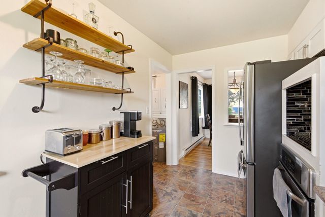 16305 E Riverside Ave, Spokane Valley, WA 99037
