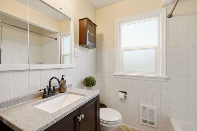 16305 E Riverside Ave, Spokane Valley, WA 99037