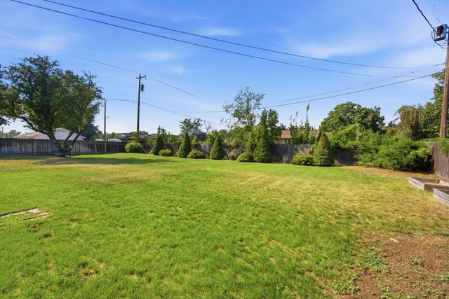 16305 E Riverside Ave, Spokane Valley, WA 99037