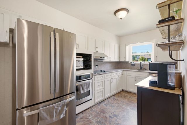 16305 E Riverside Ave, Spokane Valley, WA 99037