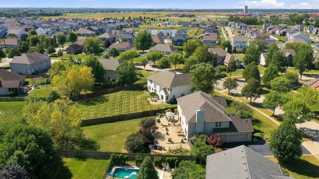 3691 Grayhawk Drive, Algonquin, IL 60102