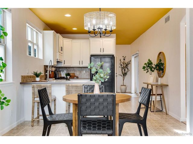 800 Gateway Park Ln, Berthoud, CO 80513