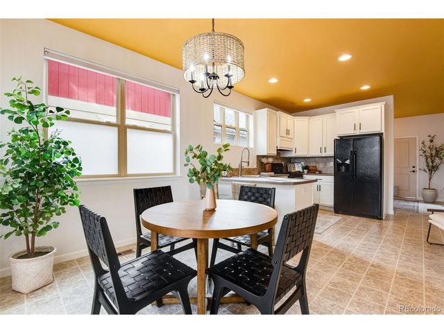 800 Gateway Park Ln, Berthoud, CO 80513
