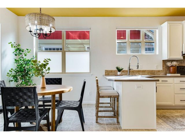 800 Gateway Park Ln, Berthoud, CO 80513