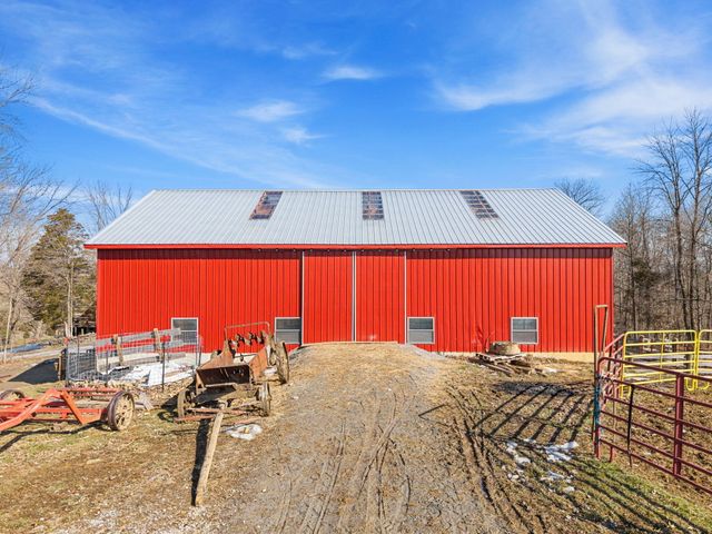 2138 Mudsock Road, Hillsboro, KY 41049