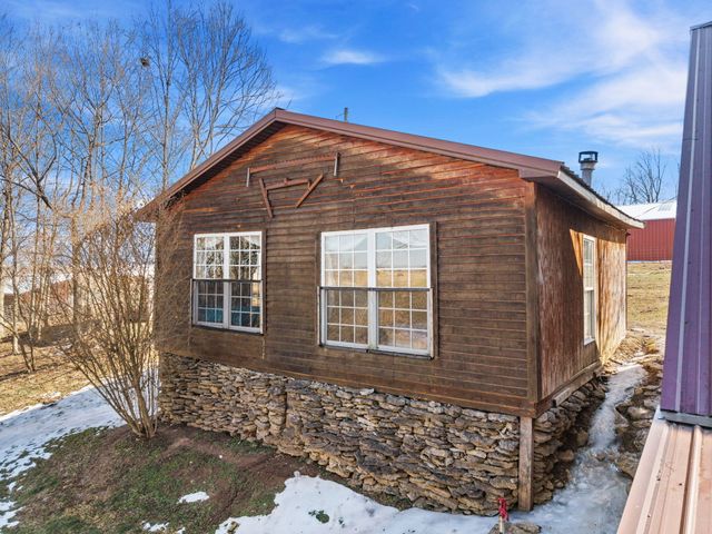 2138 Mudsock Road, Hillsboro, KY 41049