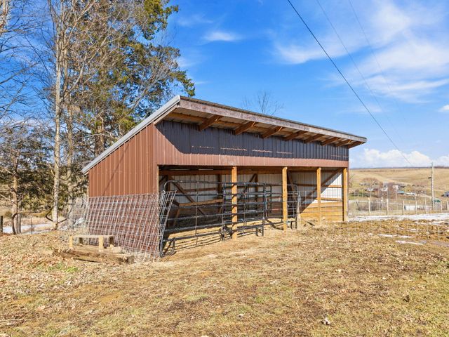 2138 Mudsock Road, Hillsboro, KY 41049