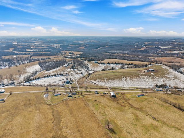 2138 Mudsock Road, Hillsboro, KY 41049