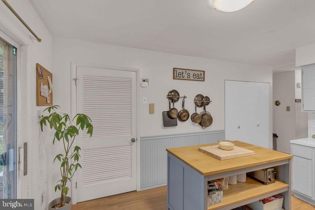 4 MASON CT, Pine Hill, NJ 08021