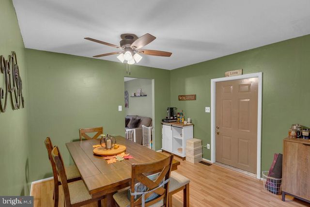 4 MASON CT, Pine Hill, NJ 08021