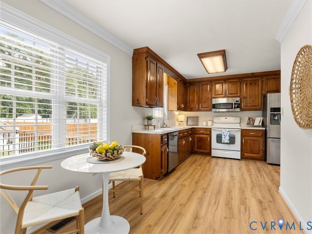 10755 Ashcake Station Pl, Mechanicsville, VA 23116
