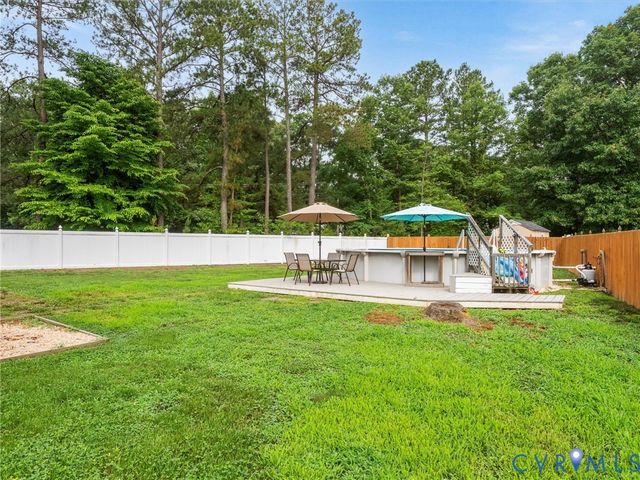 10755 Ashcake Station Pl, Mechanicsville, VA 23116