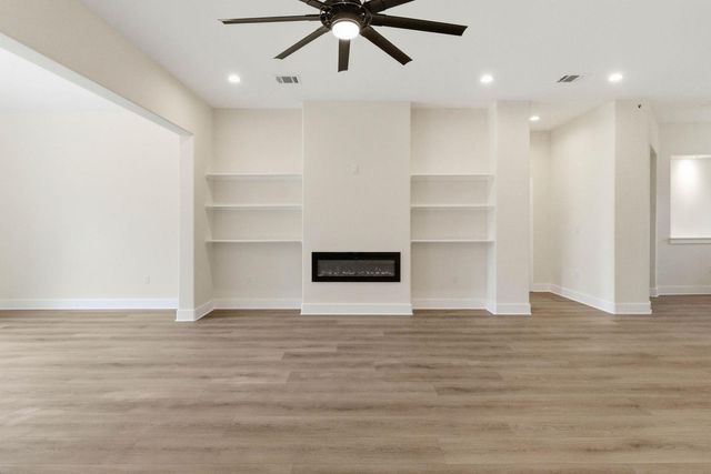 120 Puu Waa Waa LN, Bastrop, TX 78602
