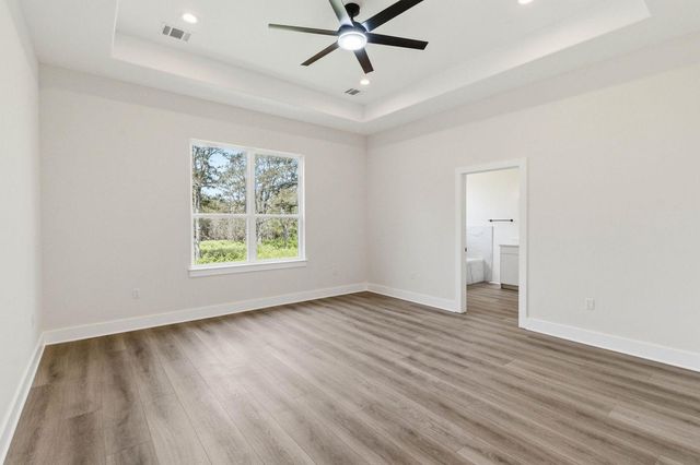 120 Puu Waa Waa LN, Bastrop, TX 78602