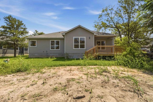 120 Puu Waa Waa LN, Bastrop, TX 78602