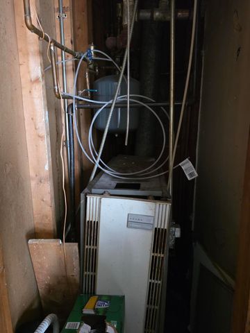 4853 Mccook Avenue, East Chicago, IN 46312