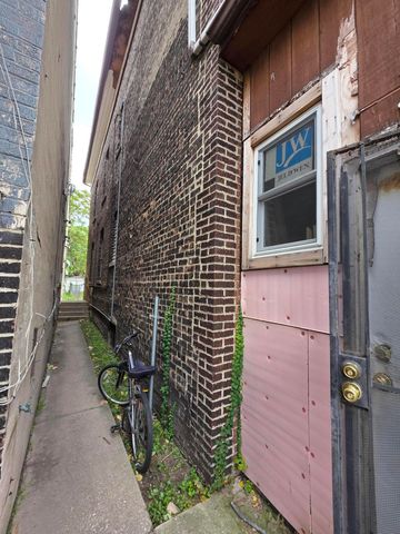 4853 Mccook Avenue, East Chicago, IN 46312