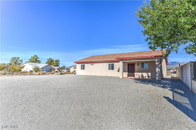 101 Ironton Street, Pahrump, NV 89048