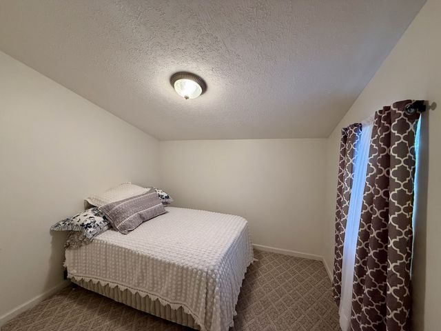 118 Haylee Rd, Waverly, TN 37185