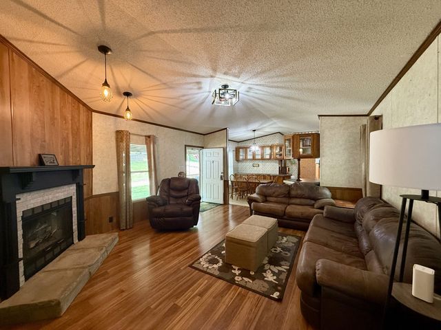 118 Haylee Rd, Waverly, TN 37185