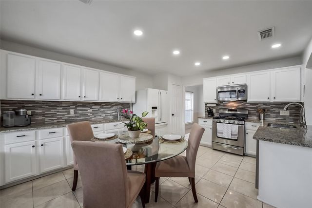 3034 Millers Oak Lane, Sugar Land, TX 77498