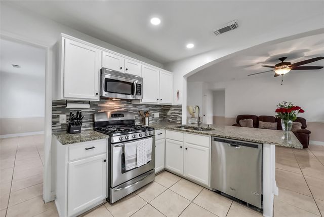 3034 Millers Oak Lane, Sugar Land, TX 77498