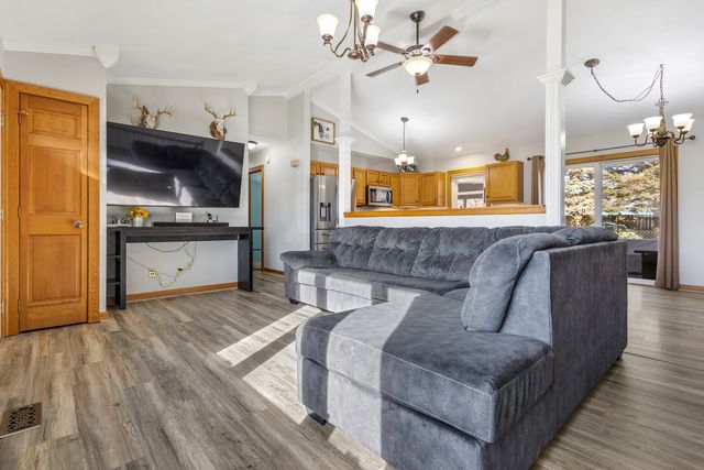 93 W Benson Avenue, Cortland, IL 60112