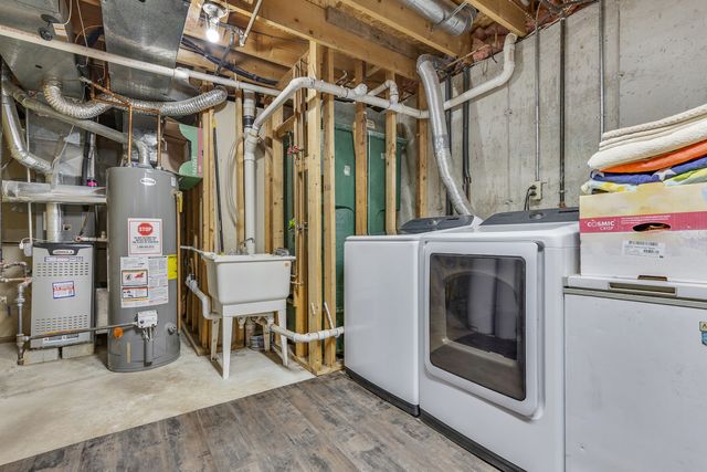 93 W Benson Avenue, Cortland, IL 60112