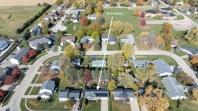 93 W Benson Avenue, Cortland, IL 60112