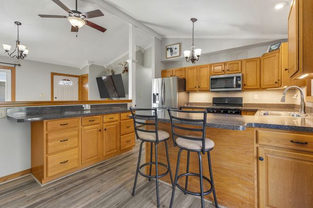 93 W Benson Avenue, Cortland, IL 60112