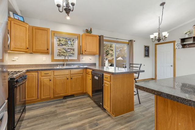 93 W Benson Avenue, Cortland, IL 60112