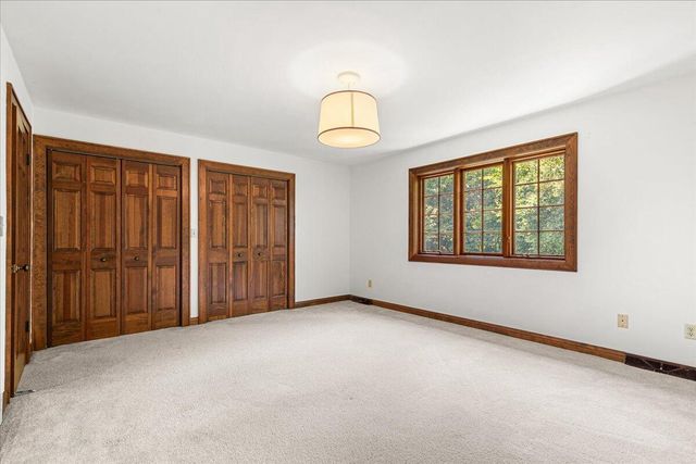 5613 Maple ROAD, West Bend, WI 53095