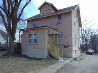 707 W Huron 1, Pontiac, MI 48341