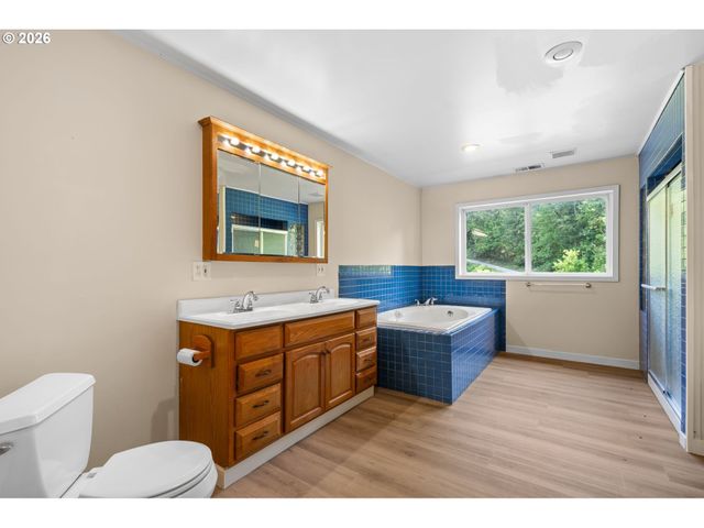 35412 S DICKEY PRAIRIE Rd, Molalla, OR 97038