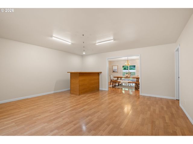 35412 S DICKEY PRAIRIE Rd, Molalla, OR 97038