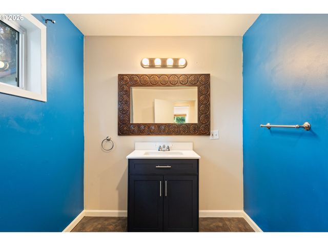 35412 S DICKEY PRAIRIE Rd, Molalla, OR 97038