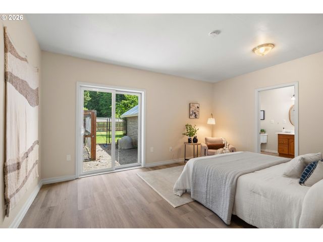 35412 S DICKEY PRAIRIE Rd, Molalla, OR 97038