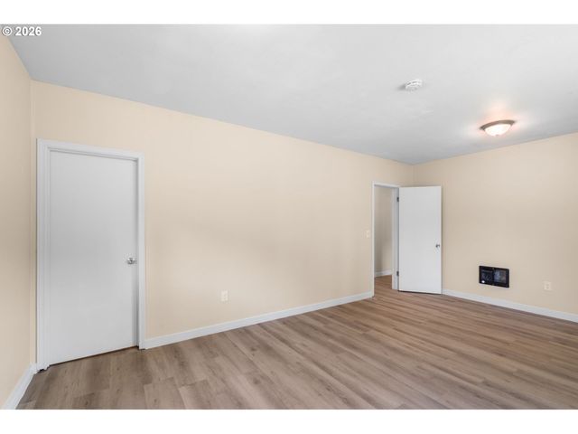 35412 S DICKEY PRAIRIE Rd, Molalla, OR 97038