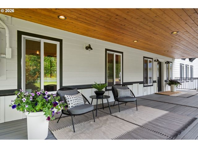 35412 S DICKEY PRAIRIE Rd, Molalla, OR 97038