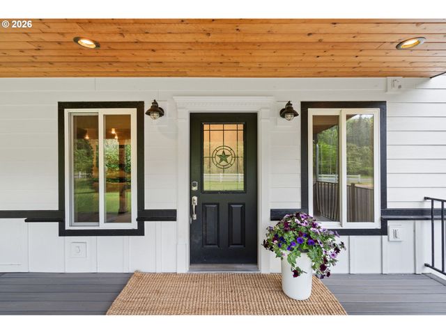 35412 S DICKEY PRAIRIE Rd, Molalla, OR 97038