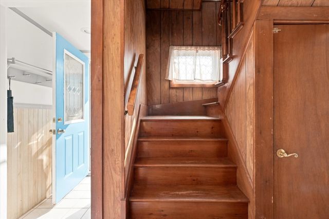 8 Sylvan Street, Gloucester, MA 01930