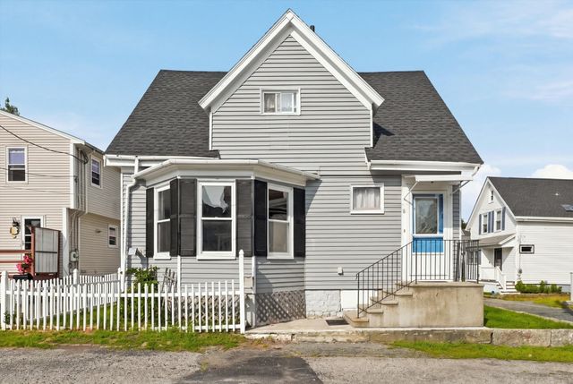 8 Sylvan Street, Gloucester, MA 01930