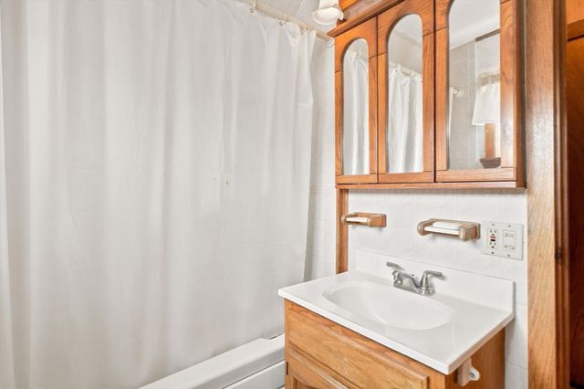 8 Sylvan Street, Gloucester, MA 01930
