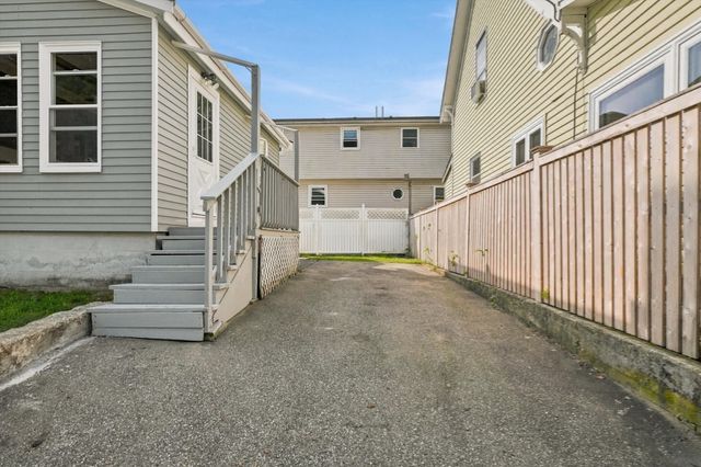 8 Sylvan Street, Gloucester, MA 01930