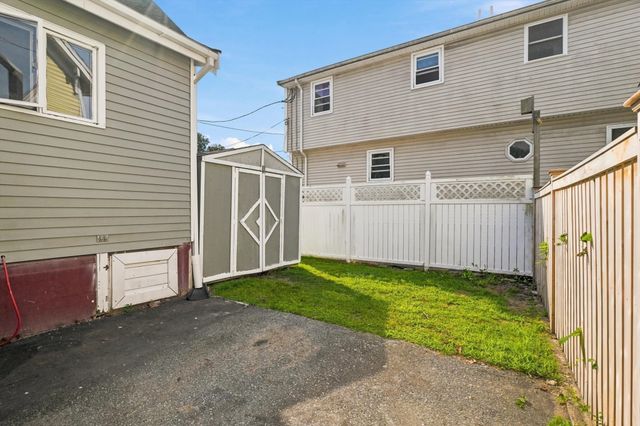 8 Sylvan Street, Gloucester, MA 01930