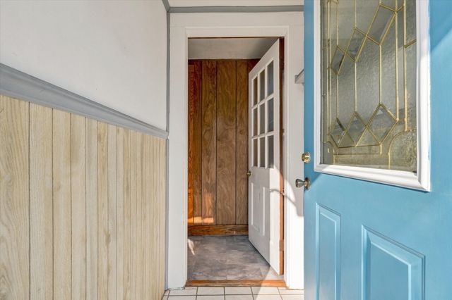 8 Sylvan Street, Gloucester, MA 01930