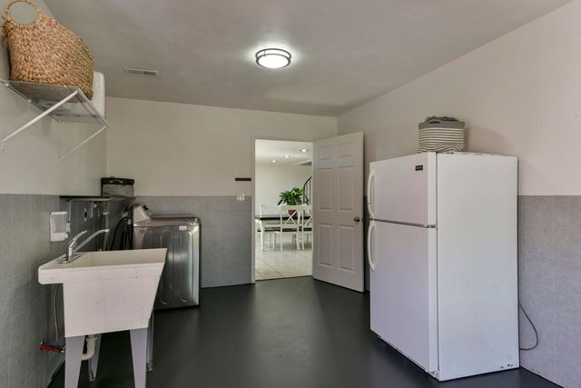 580 S Farm Road 89, Springfield, MO 65802