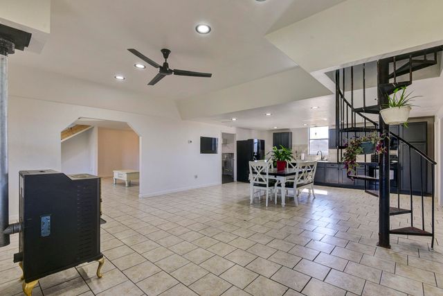 580 S Farm Road 89, Springfield, MO 65802