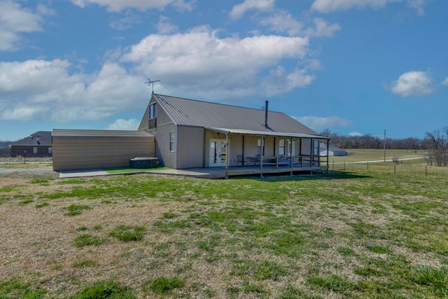 580 S Farm Road 89, Springfield, MO 65802