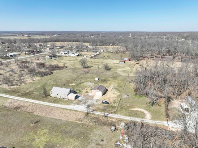 580 S Farm Road 89, Springfield, MO 65802